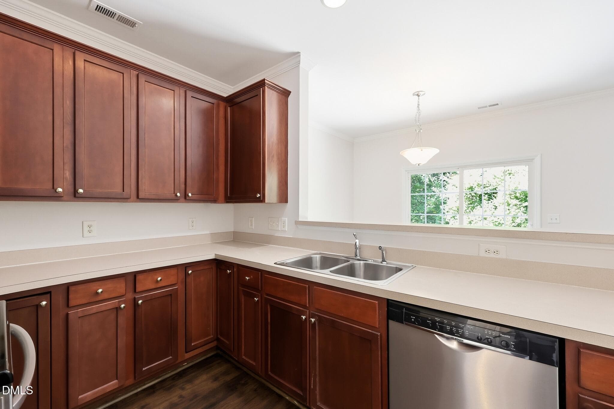 15_2100_Betry_Pl-Kitchen-9871 - 2100 Betry Place, Raleigh, NC 27603