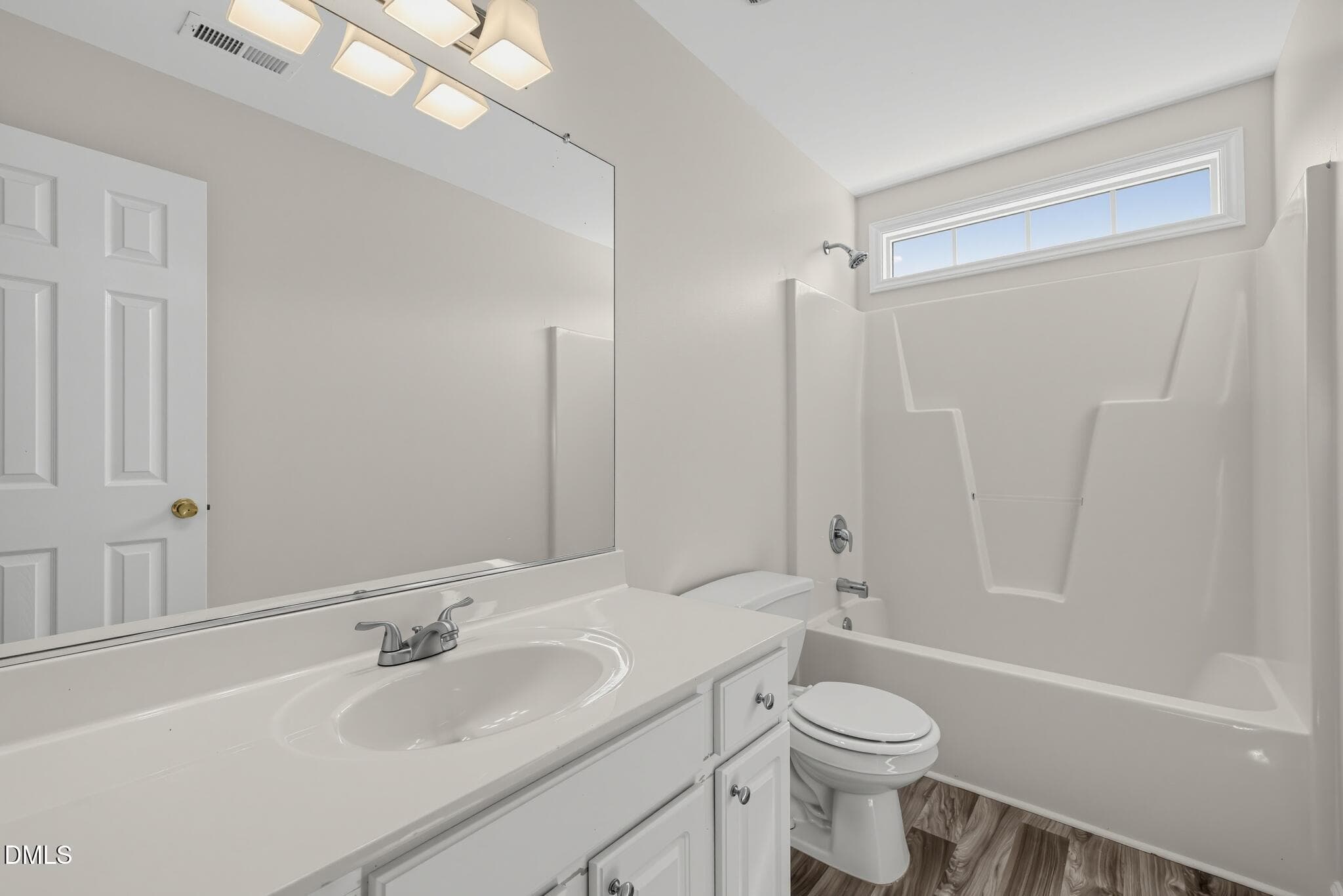 28_2100_Betry_Pl-Bathroom-9891 - 2100 Betry Place, Raleigh, NC 27603