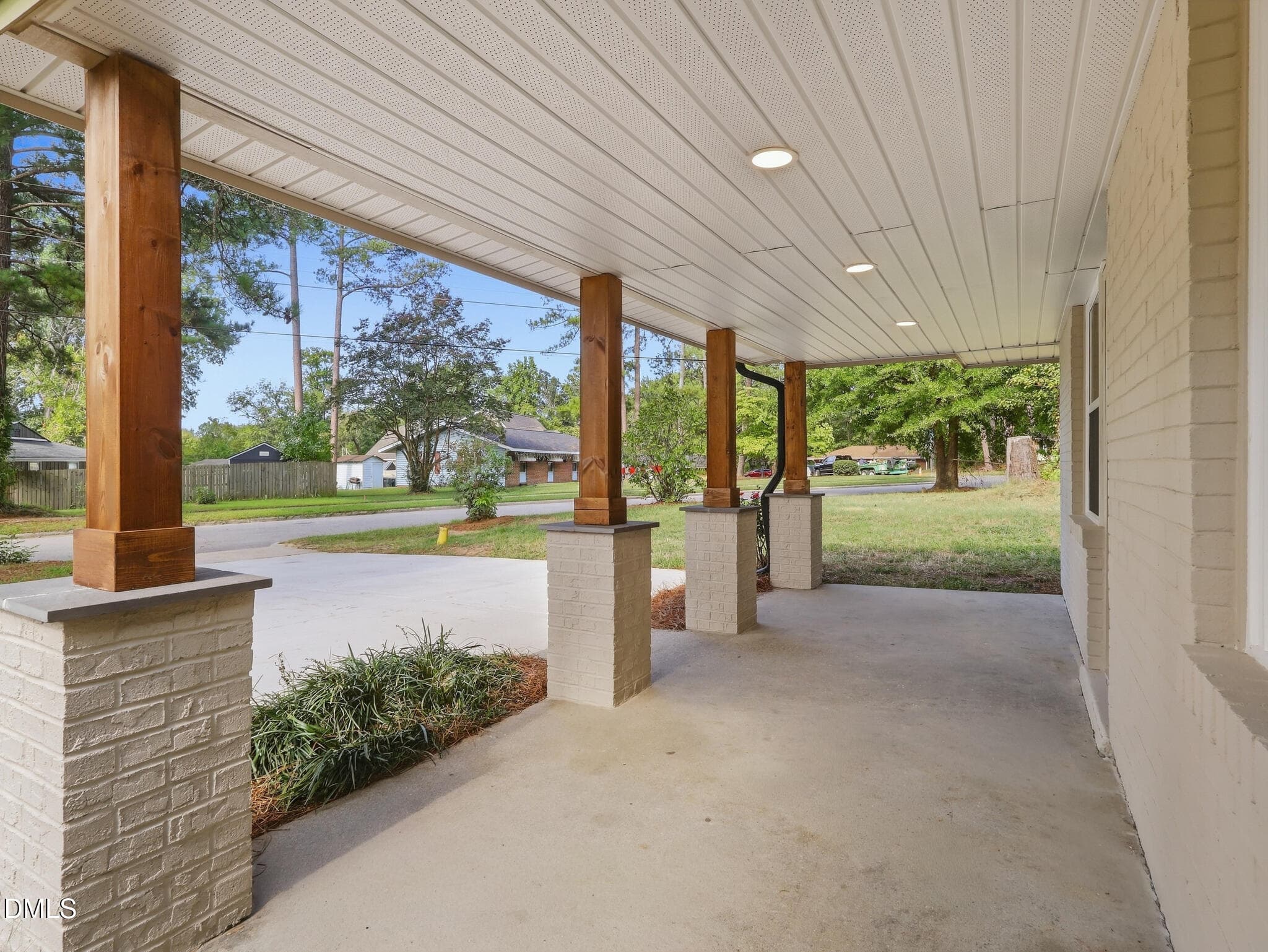 pearce-media-821-grantland-dr-05 - 821 Grantland Drive, Raleigh, NC 27610