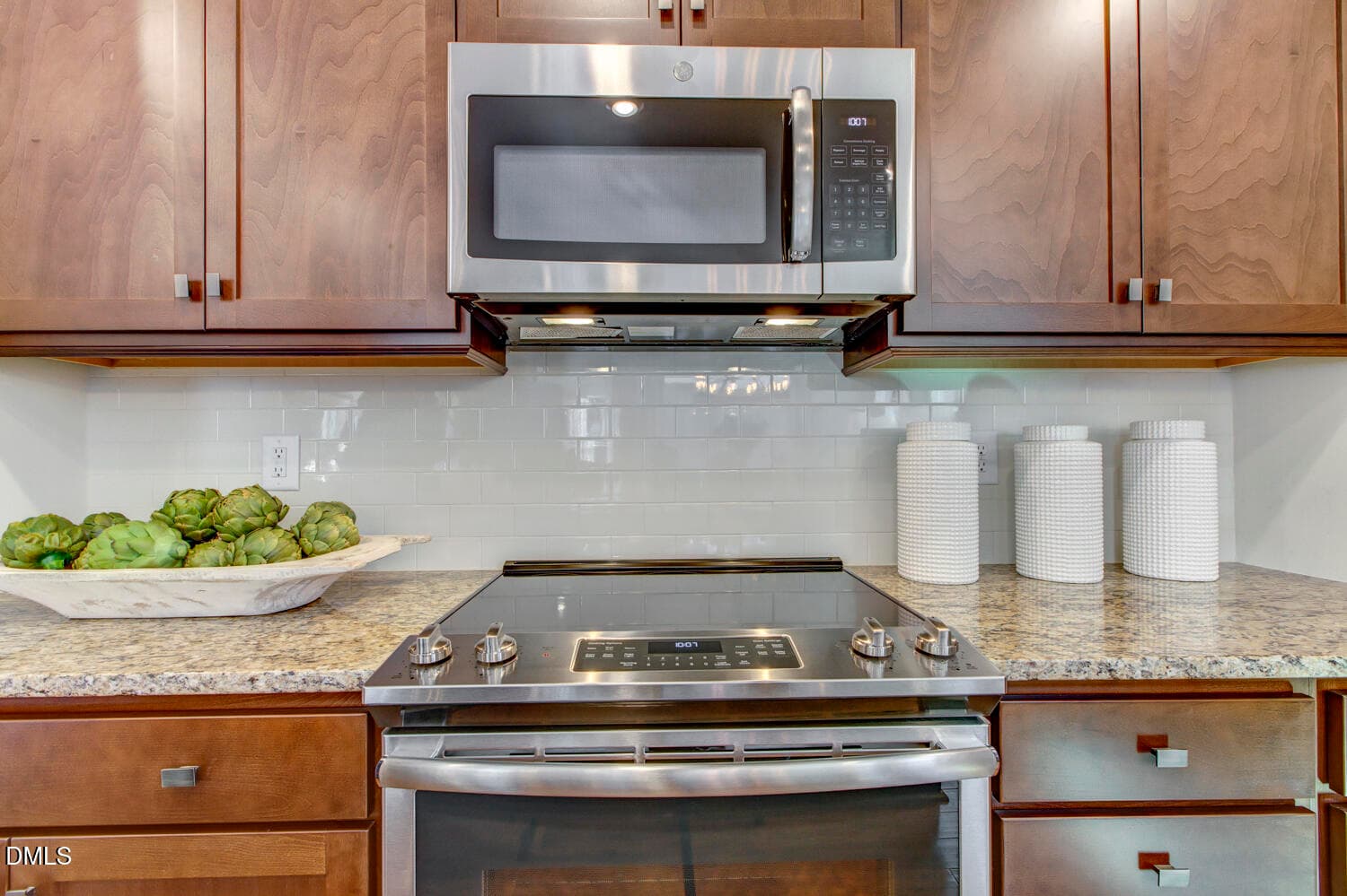 Mayfair model kitchen7 - 40 Ivy Ridge Way, Youngsville, NC 27596