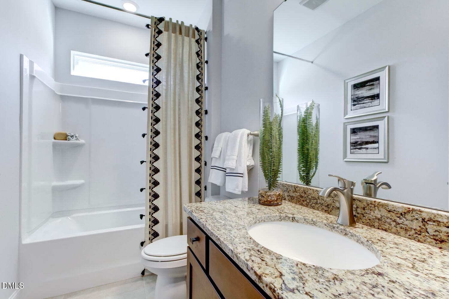 Mayfair model hall bath - 40 Ivy Ridge Way, Youngsville, NC 27596