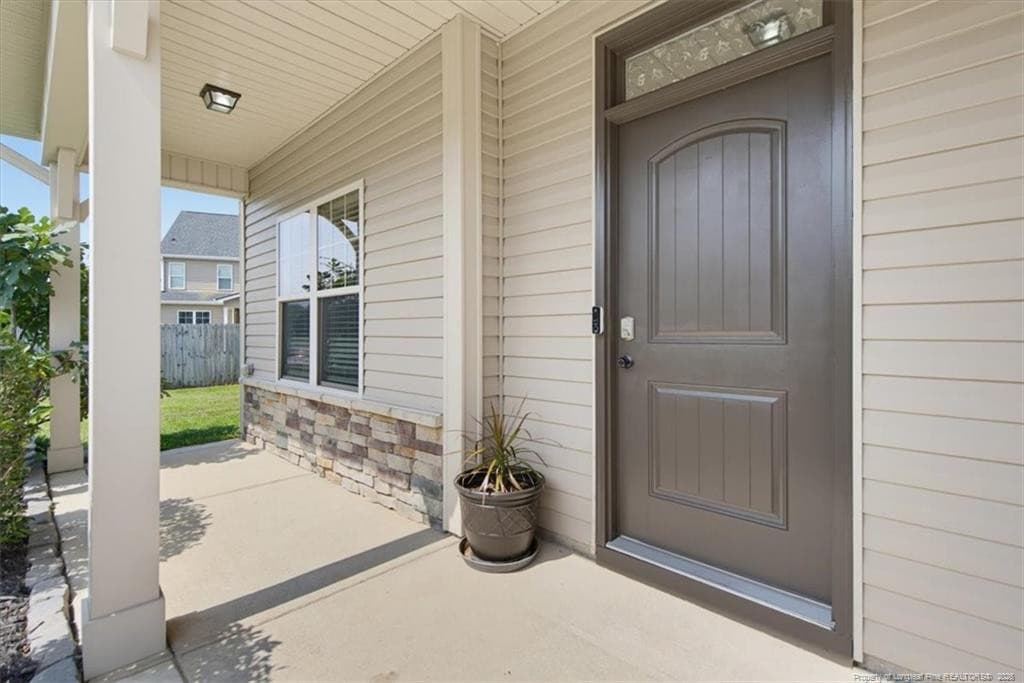 Photo 5 - 852 Bellingham Way, Fayetteville, NC 28312