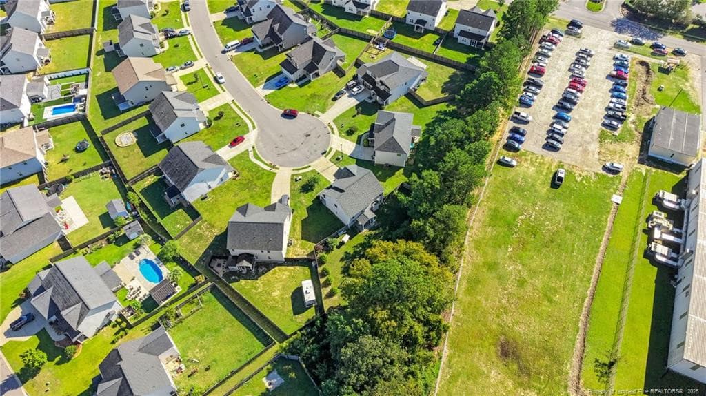Photo 4 - 190 Courtland Drive, Raeford, NC 28376
