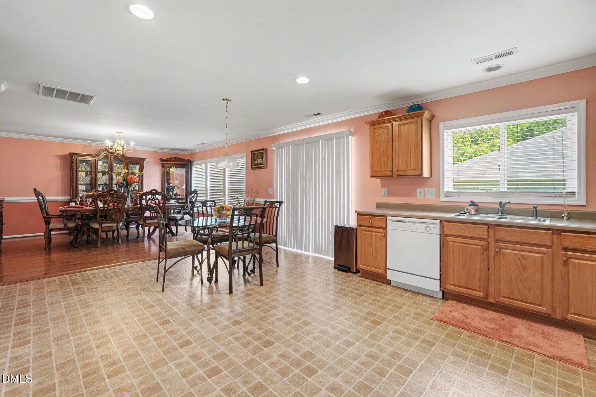 011_file_8936 - 204 Georgetowne Drive, Clayton, NC 27520