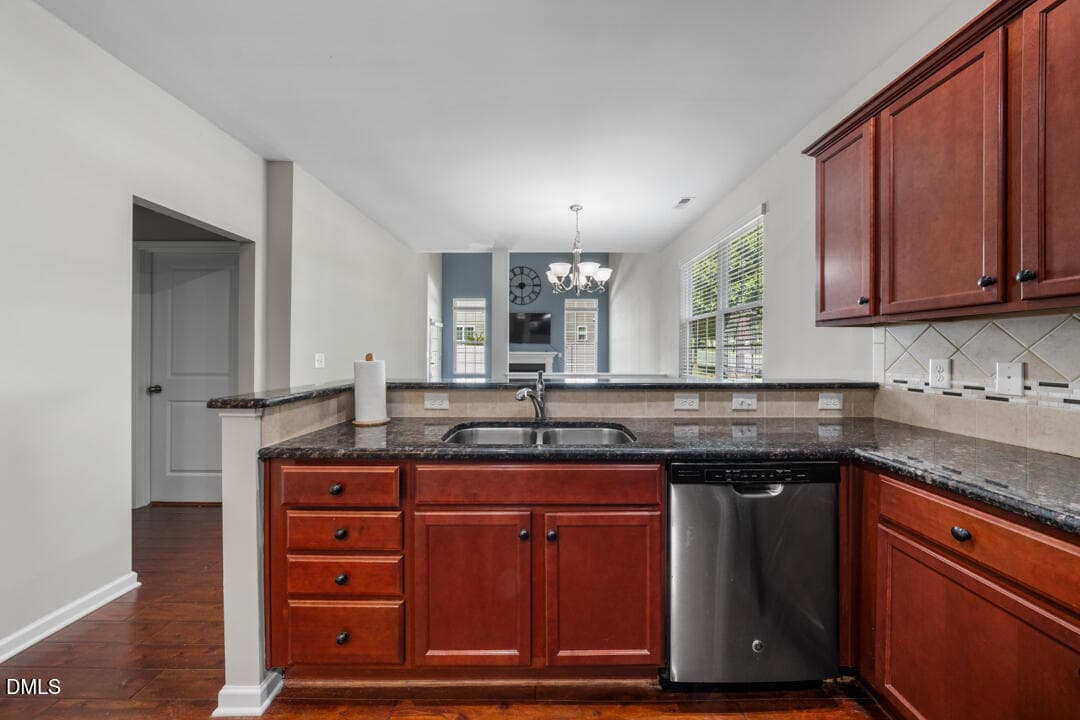 DSC06191 - 1302 Nicklaus Drive, Durham, NC 27705