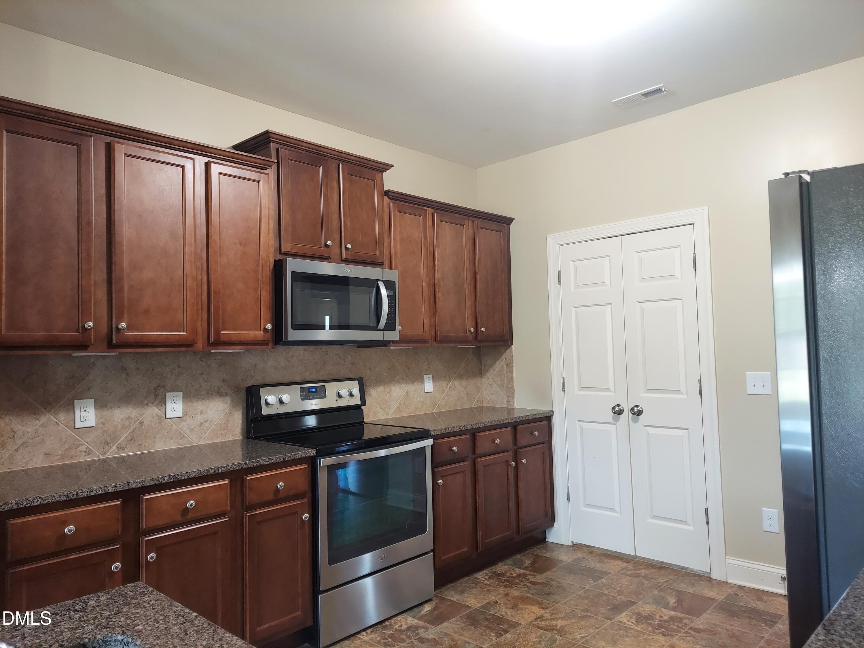 20260825_111848 - 5 Seahorse Court, Benson, NC 27504