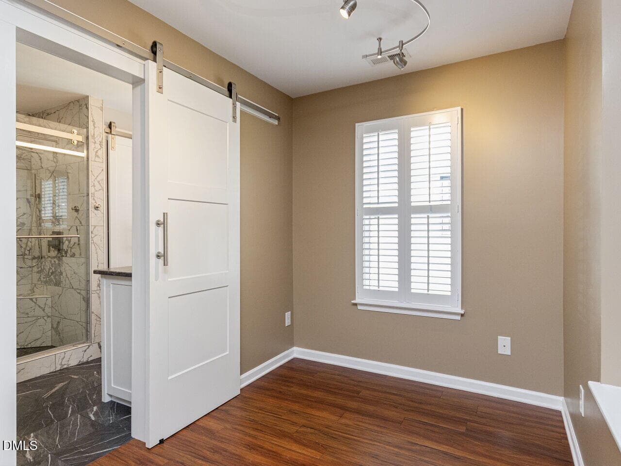 017-1280x960-photo - 8450 Central Drive, Raleigh, NC 27613