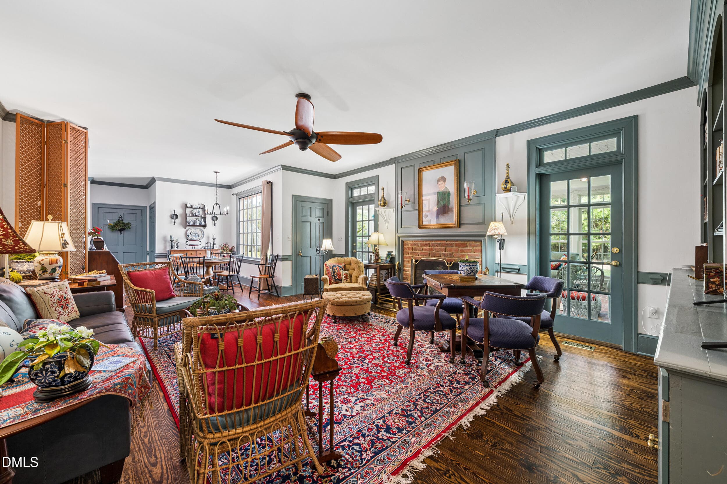 Living Room/Den - 1600 Colony Drive, Tarboro, NC 27886