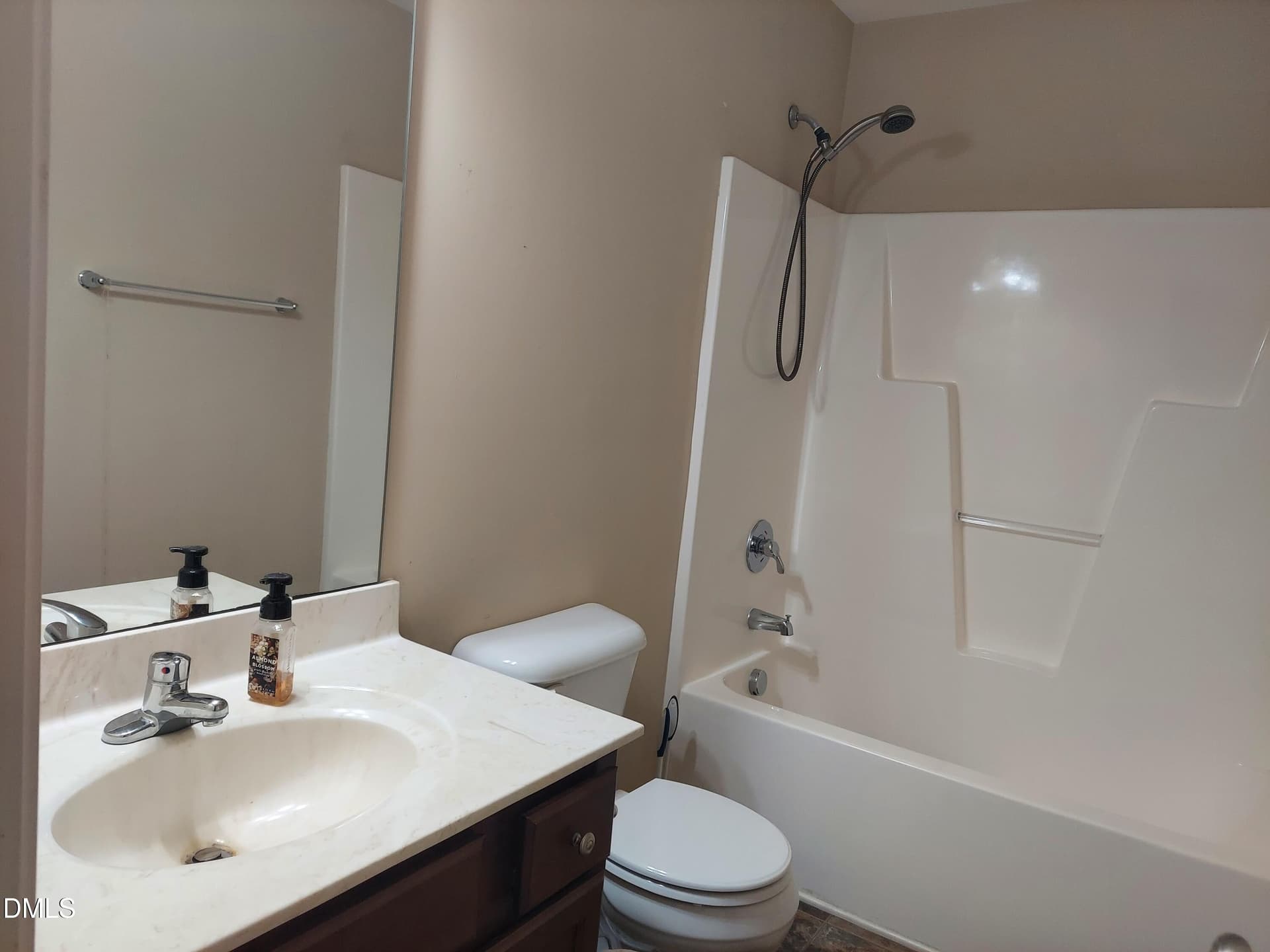 20260819_124644 - 5 Seahorse Court, Benson, NC 27504