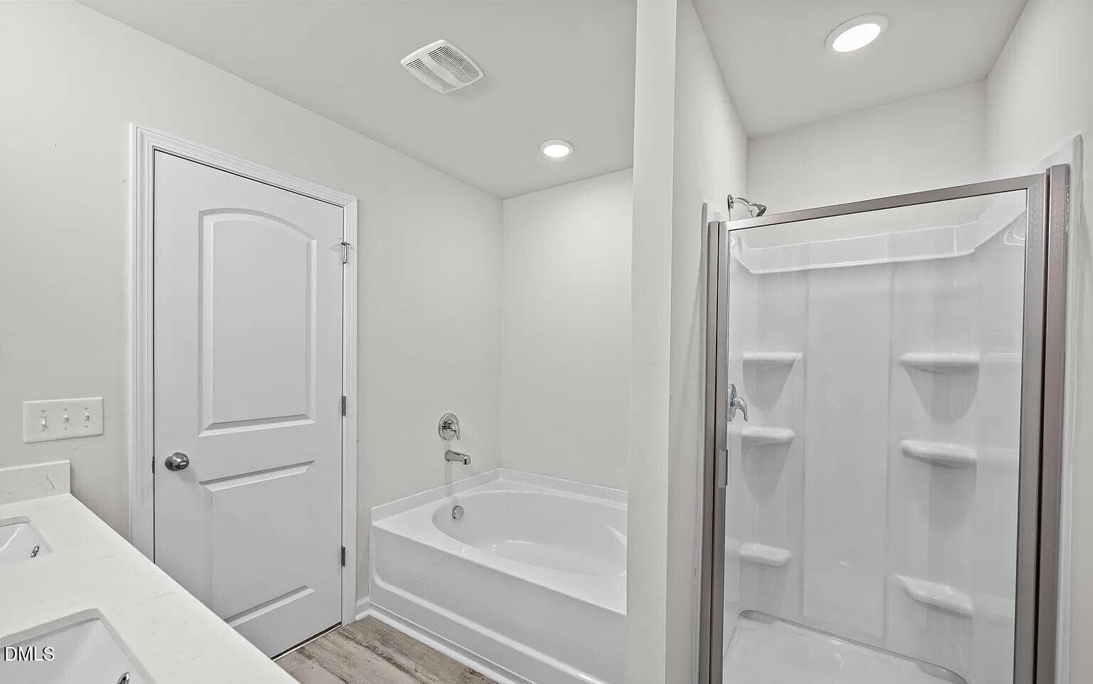 Owner's Bath 2 - 2904 Essex Street, Tarboro, NC 27886