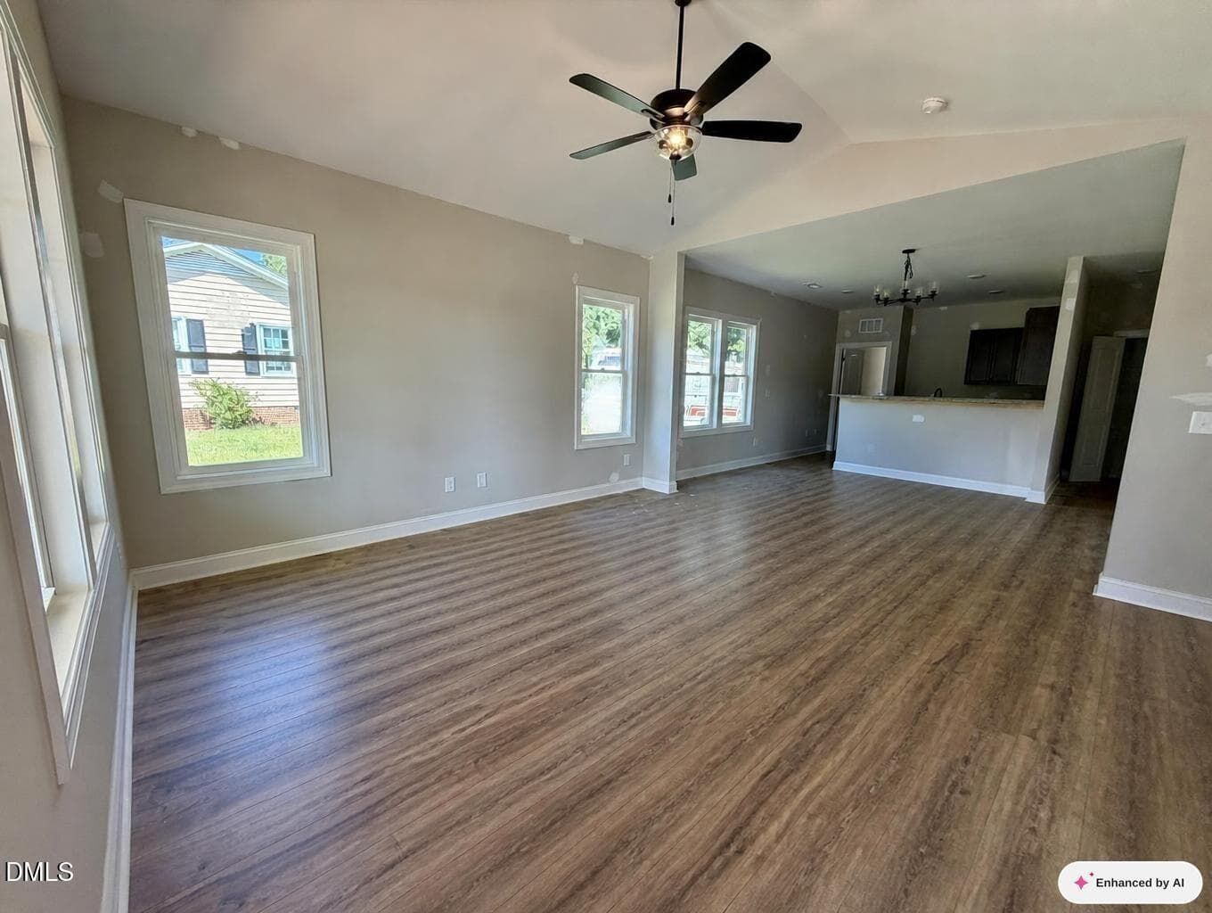 6ab16d311d375935f4183054 - 1011 E Maplewood Drive A, Benson, NC 27504, Benson