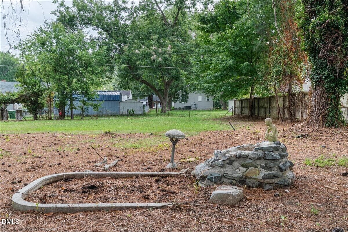 15-DSC03560 - 400 Rapids Street, Roanoke Rapids, NC 27870