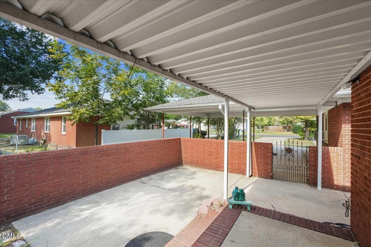 11-1618 US Hwy 70 W-11 - 1618 Us Highway 70 W, Goldsboro, NC 27530