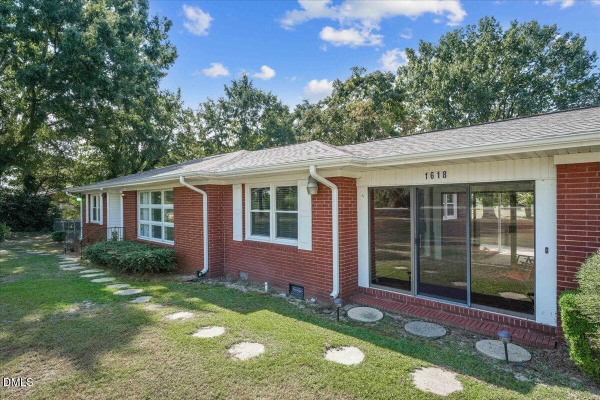 05-1618 US Hwy 70 W-5 - 1618 Us Highway 70 W, Goldsboro, NC 27530
