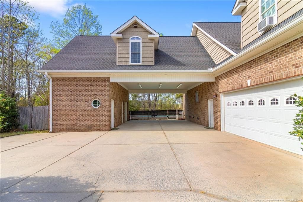 Photo 4 - 417 Foxwood Drive, Hope Mills, NC 28348