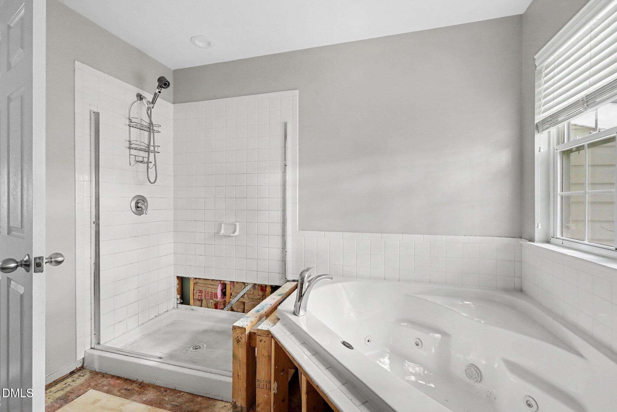 027_file_8647 - 4002 Lillington Drive, Durham, NC 27704