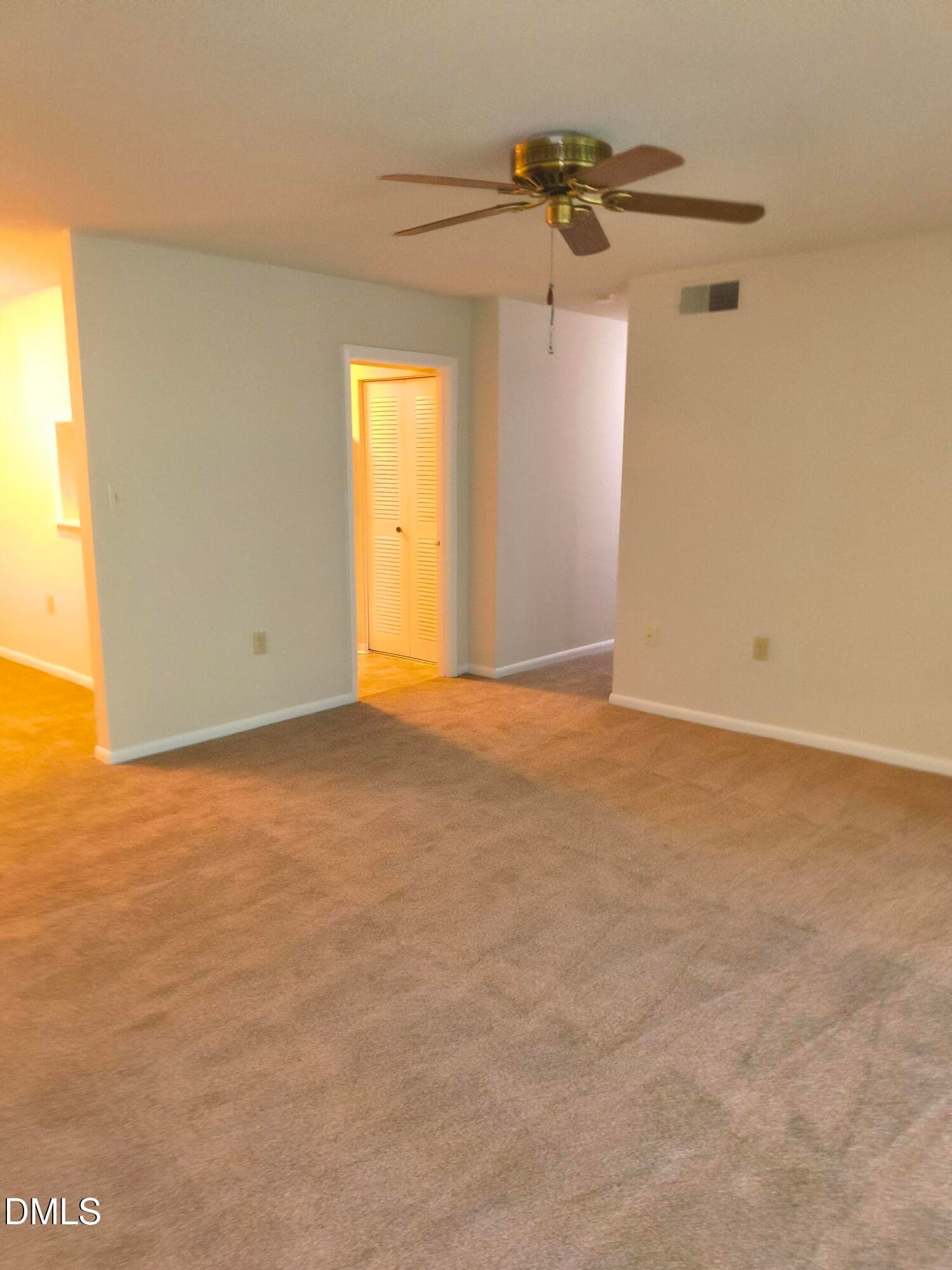 Livingroom - 500 Umstead Drive A302, Chapel Hill, NC 27516, Chapel Hill