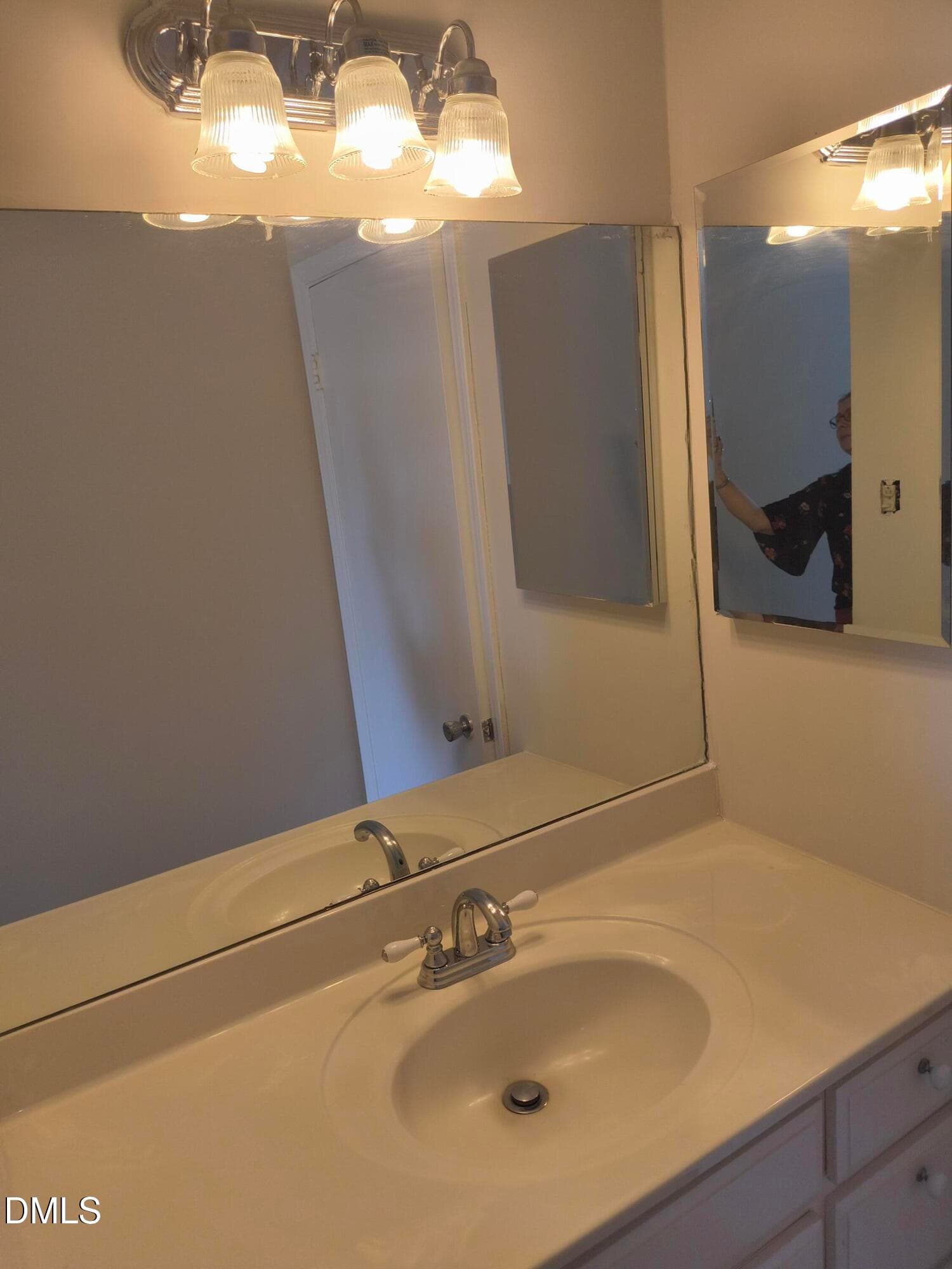 Primary Bathroom - 500 Umstead Drive A302, Chapel Hill, NC 27516, Chapel Hill