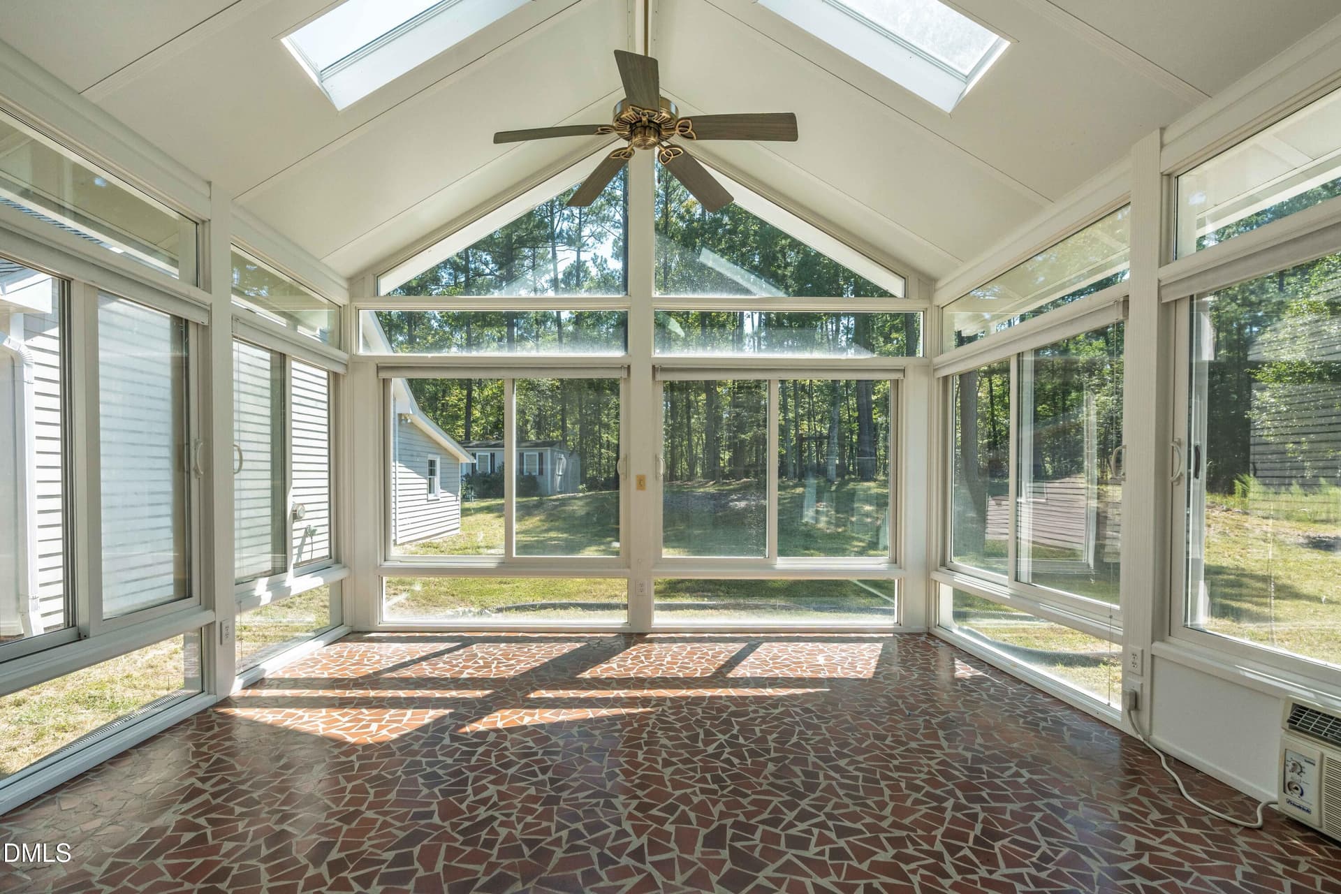 Sun-room - 4508 Rogers Road, Durham, NC 27703