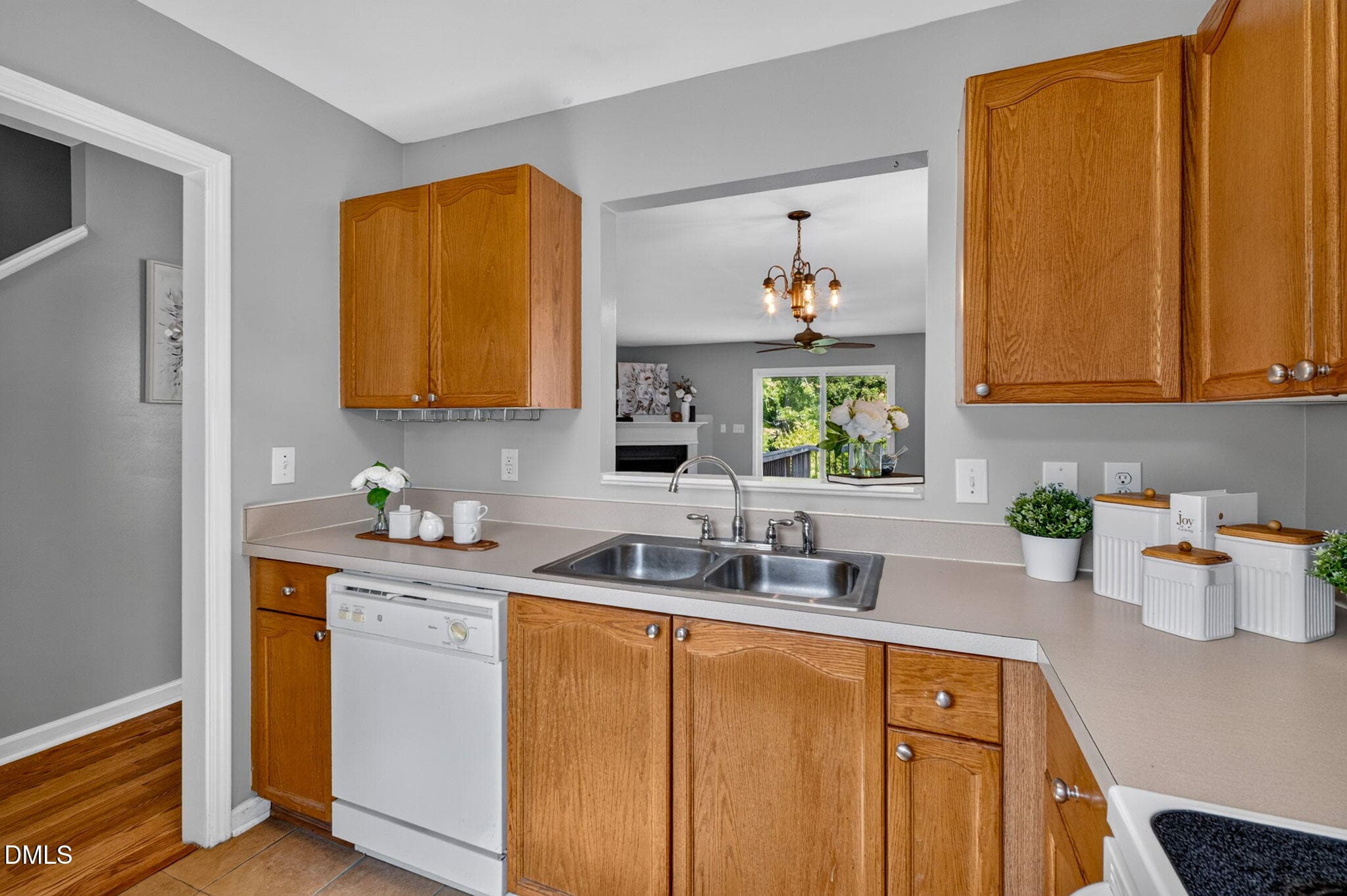 15-web-or-mls-2425 Bay Harbor Dr - 15 - 2425 Bay Harbor Drive, Raleigh, NC 27604