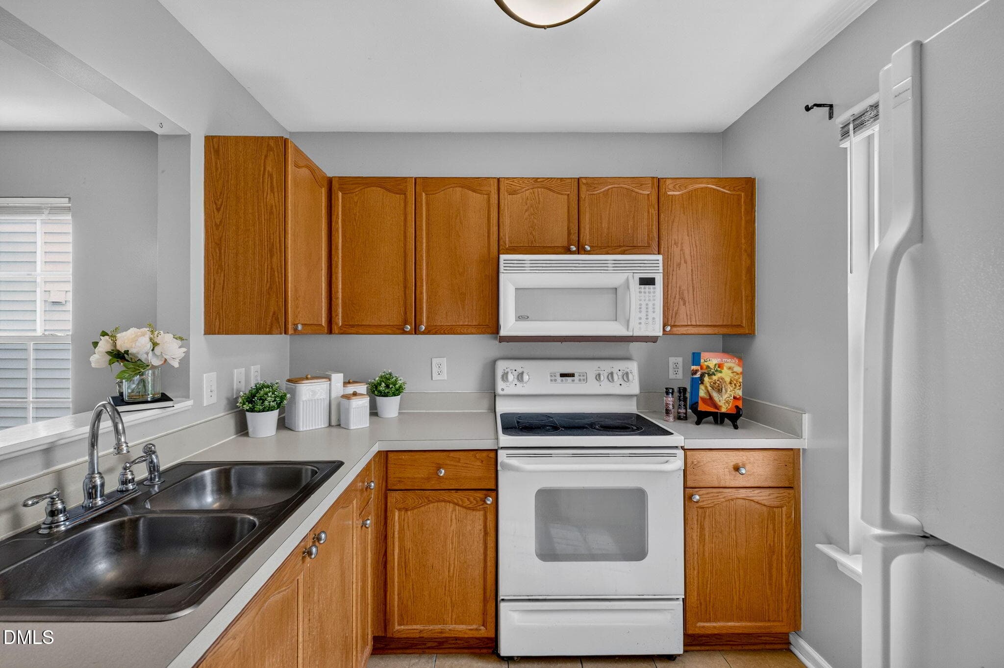 16-web-or-mls-2425 Bay Harbor Dr - 16 - 2425 Bay Harbor Drive, Raleigh, NC 27604