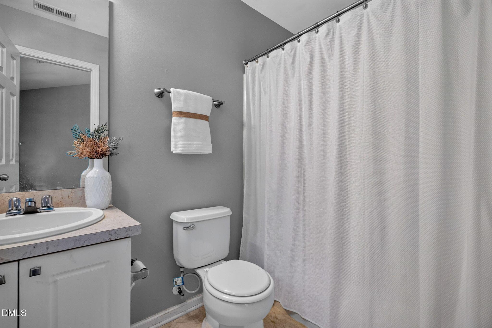 26-web-or-mls-2425 Bay Harbor Dr - 26 - 2425 Bay Harbor Drive, Raleigh, NC 27604