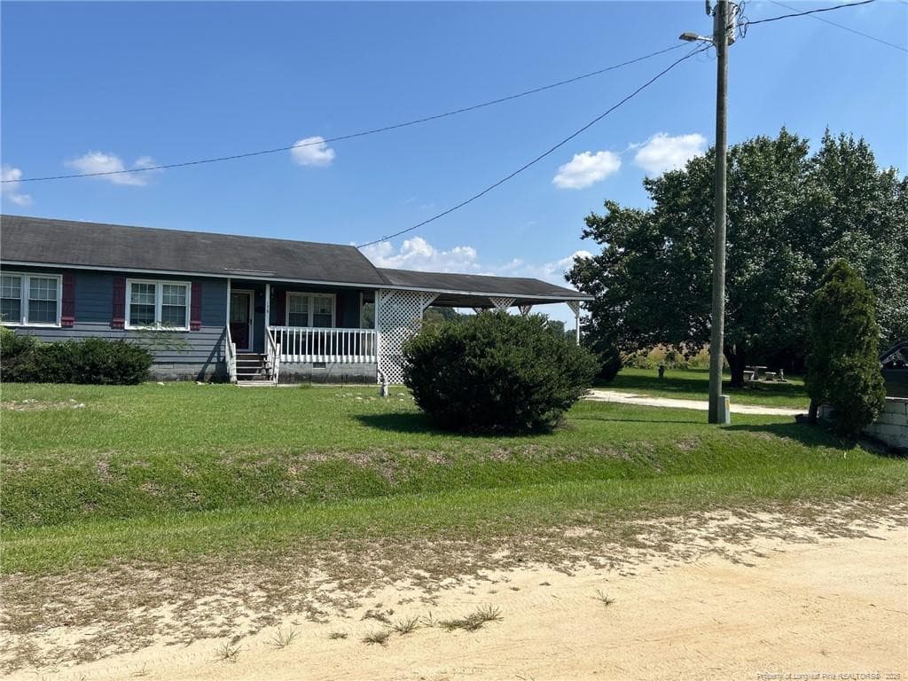 Photo 5 - 178 Sunshine Lane, Clinton, NC 28328