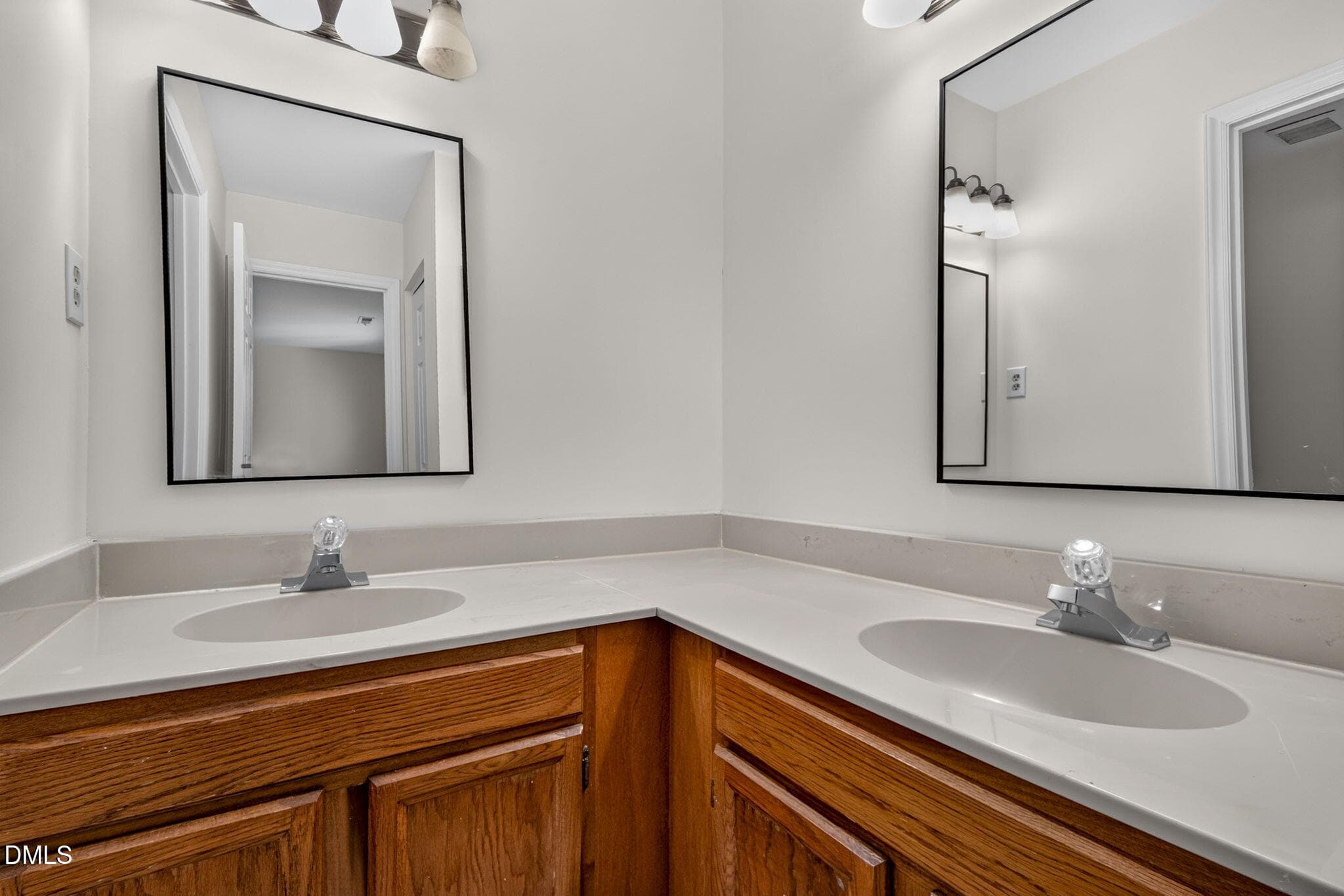 24-web-or-mls-4101 Five Oaks Dr - 24 - 4101 Five Oaks Drive 32, Durham, NC 27707