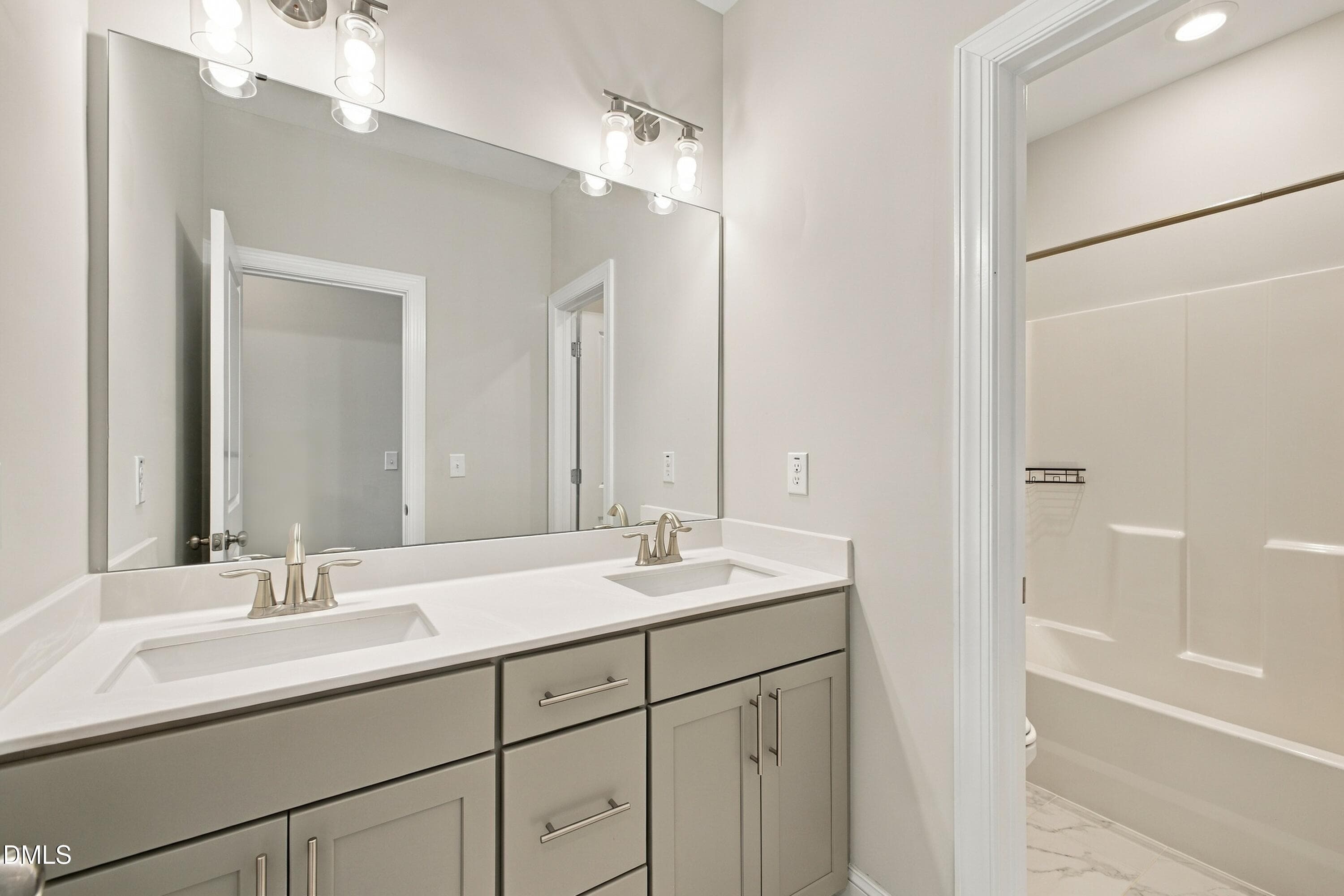 Shared Full Bath - 321 Toadstool Trail, Wake Forest, NC 27587