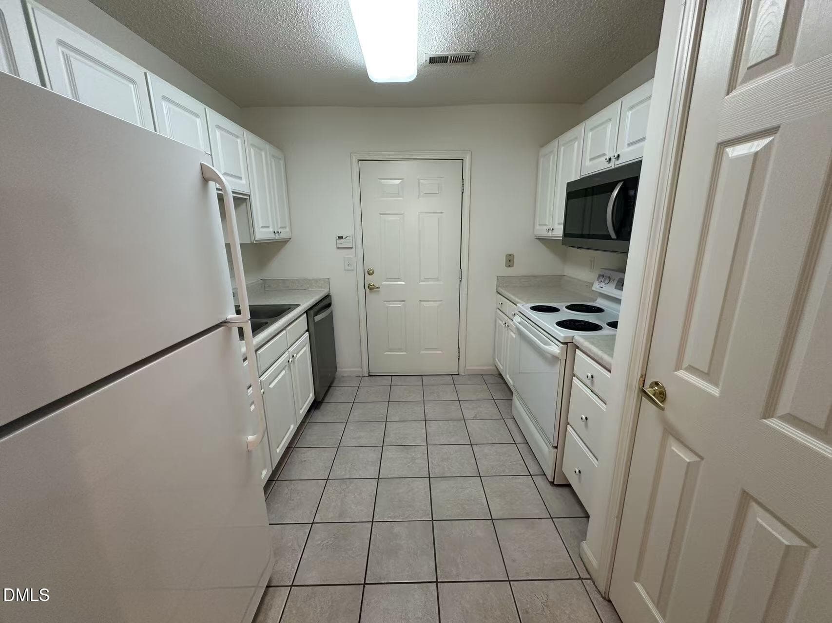 3a - 11391 Involute Place 101, Raleigh, NC 27617
