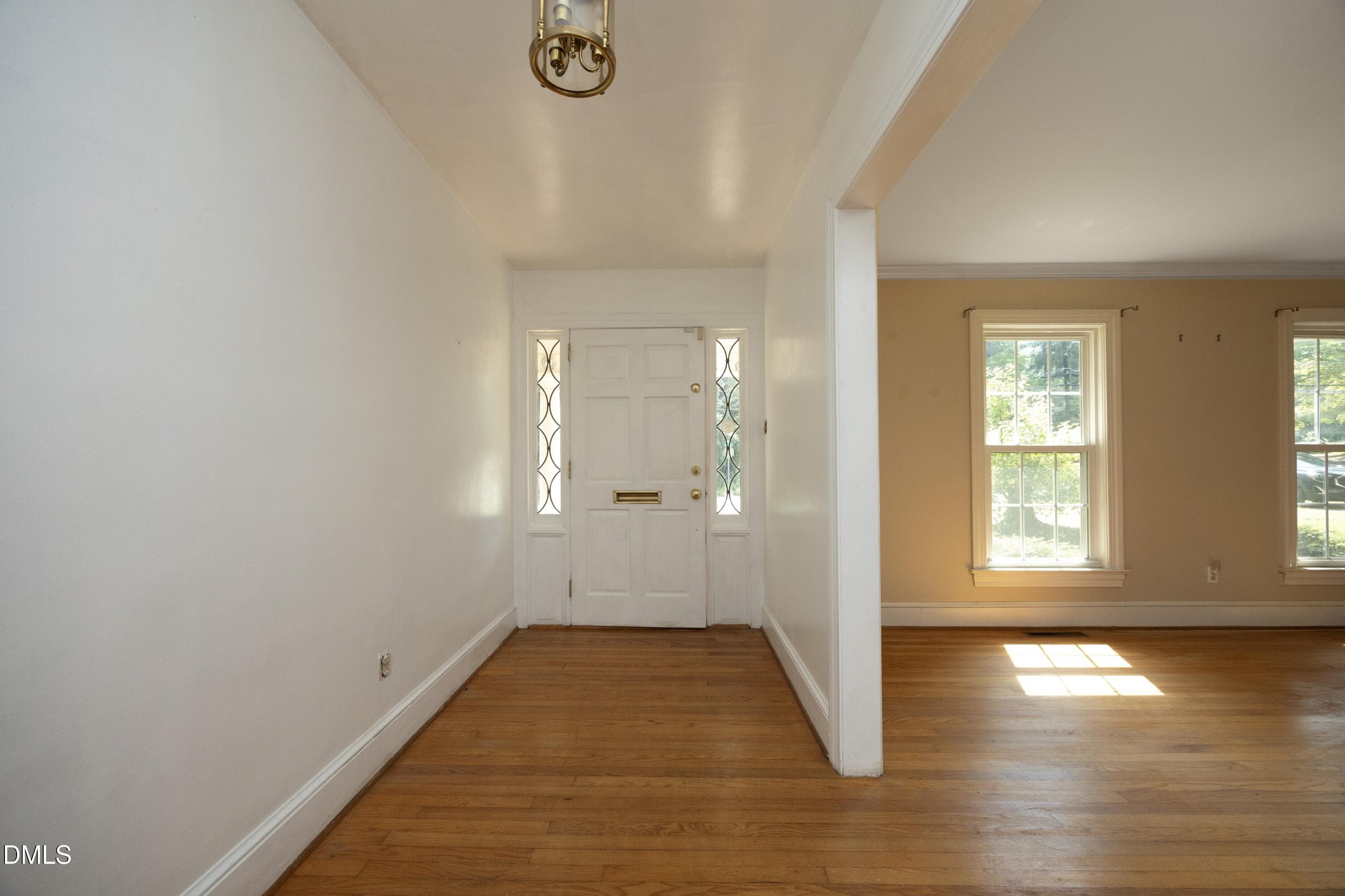 06Foyer - 910 Parham Street, Henderson, NC 27536, Henderson