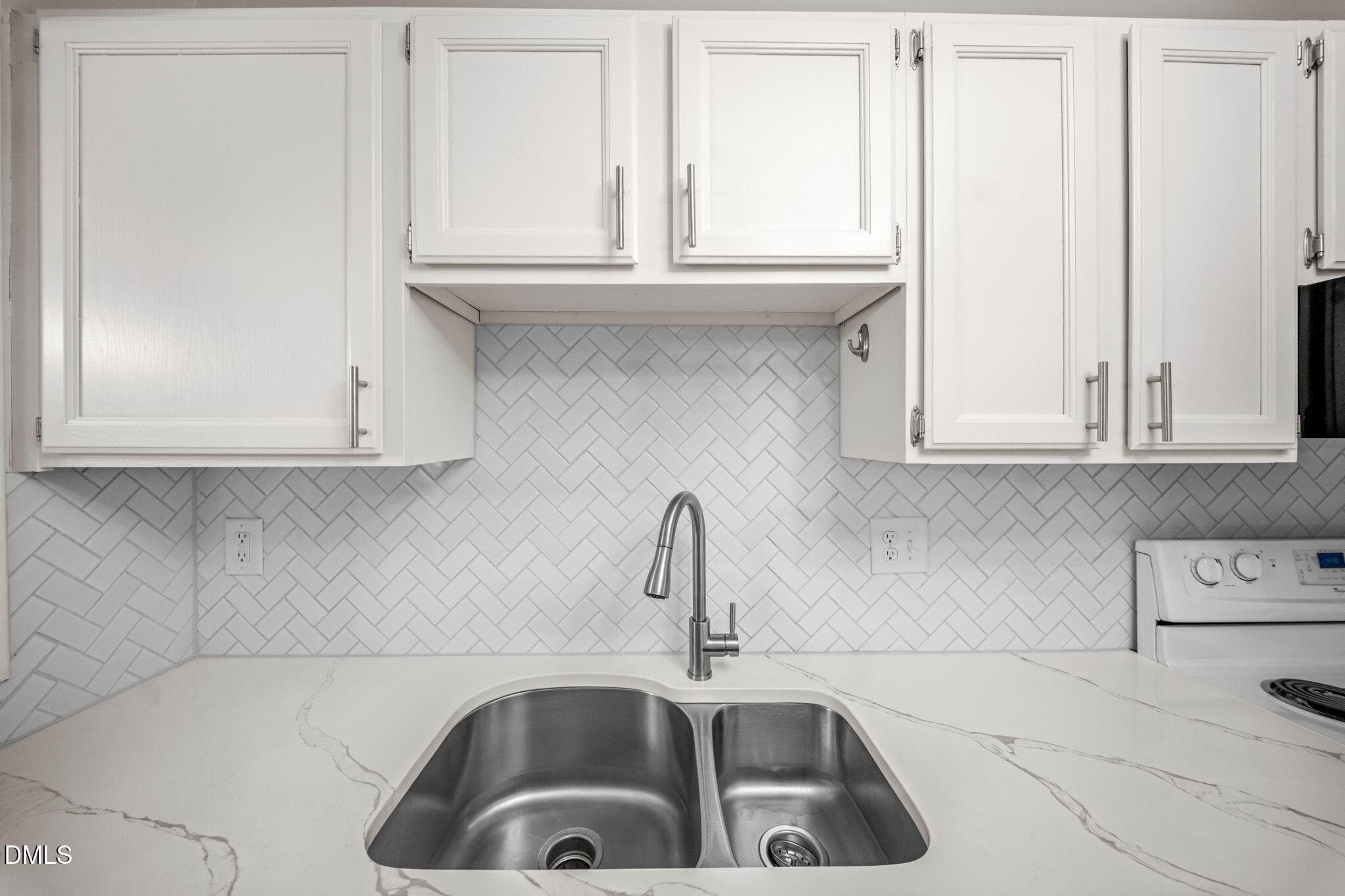 Kitchen - 103 Autumn Chase Drive, Raleigh, NC 27613