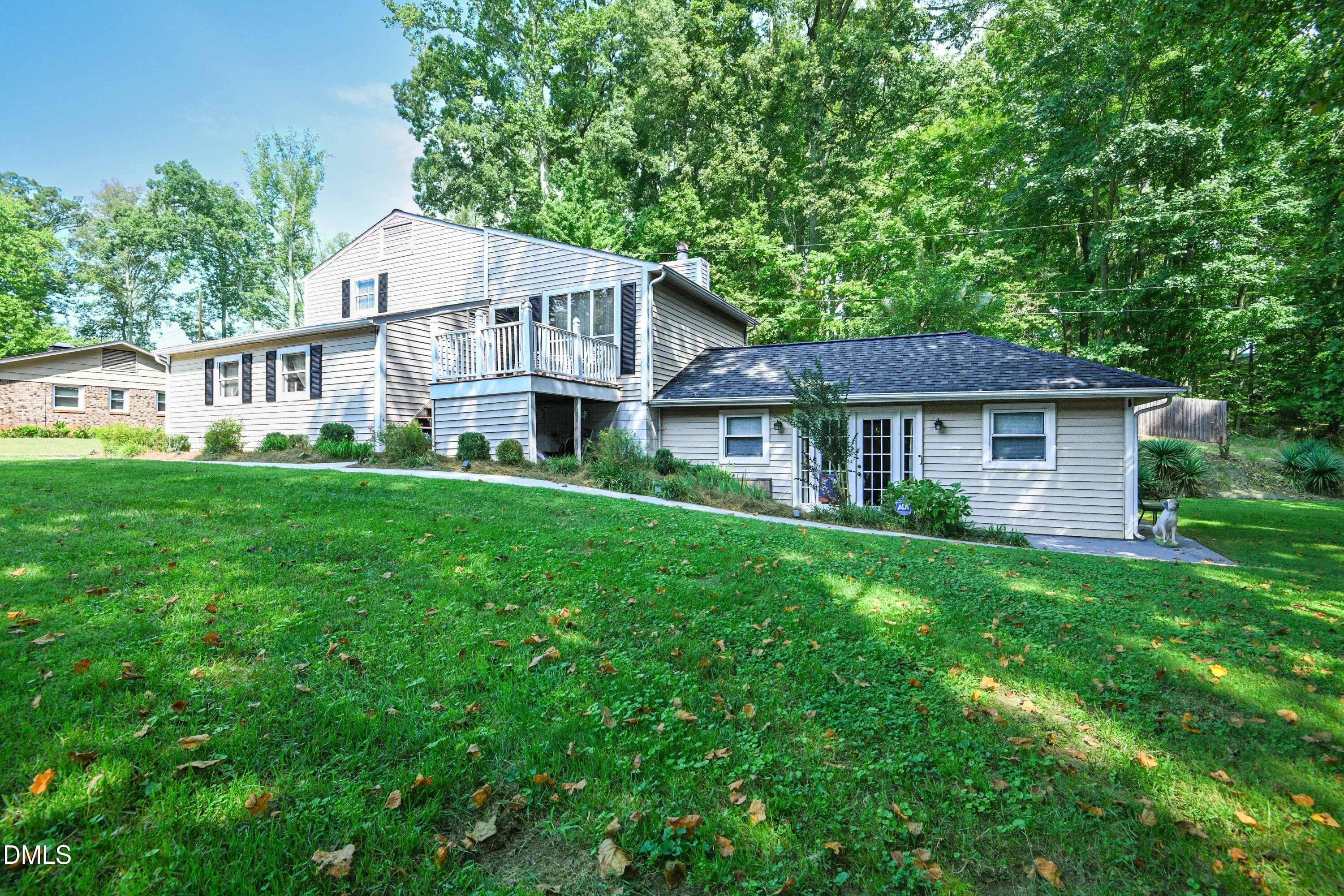 DSC_2353 - 2311 Oakcliffe Drive, Kernersville, NC 27284