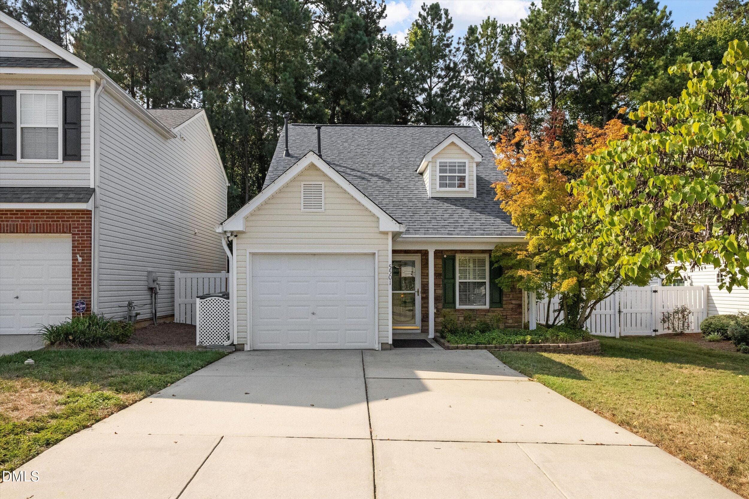 02-5501 Golden Moss Trail [3425777]_0919 - 5501 Golden Moss Trail, Raleigh, NC 27613