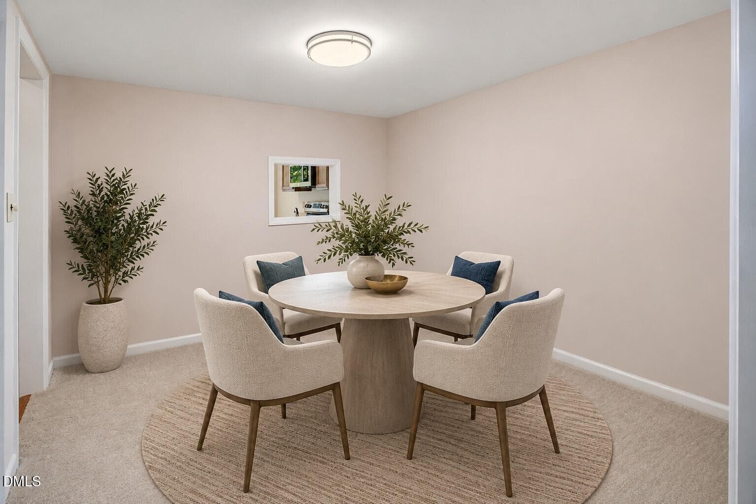 Dining - Enhanced Garden - 2210 New Garden Road 3620, Greensboro, NC 27410