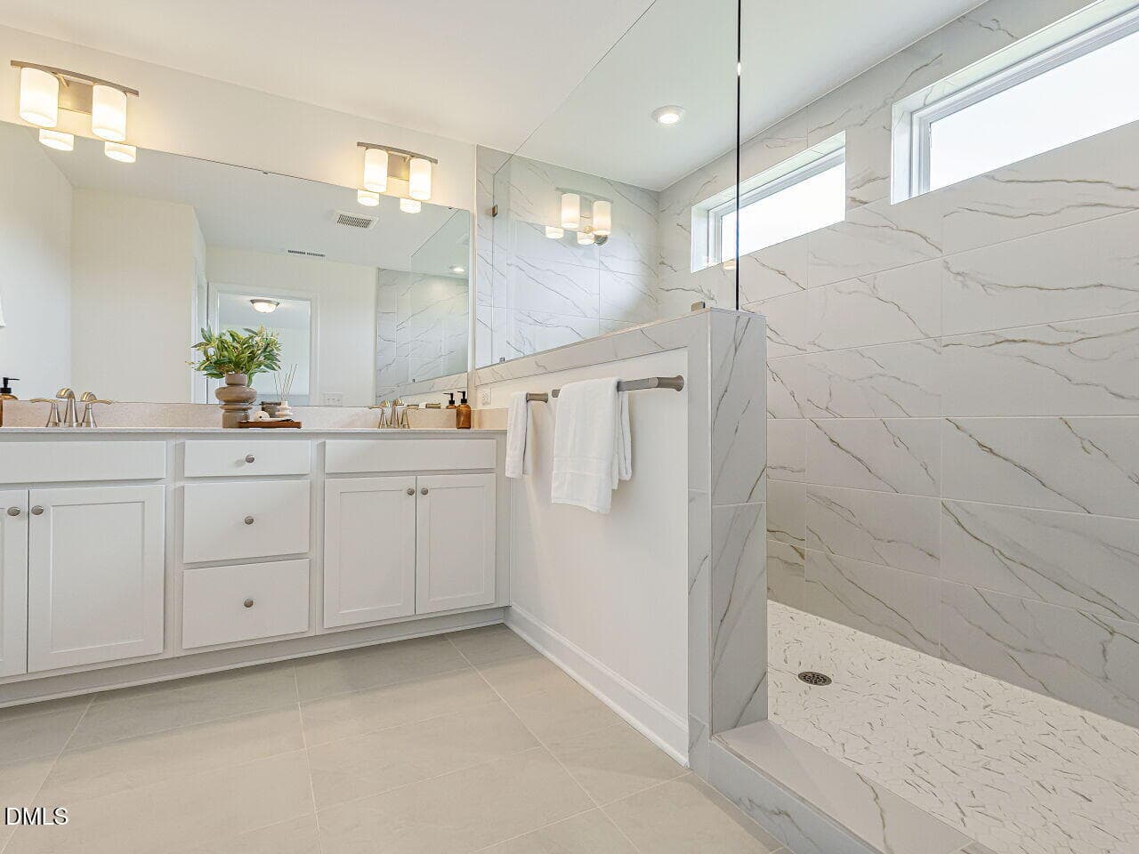028-1280x960-primary-bath - 64 Tranquility Way, Fuquay Varina, NC 27526