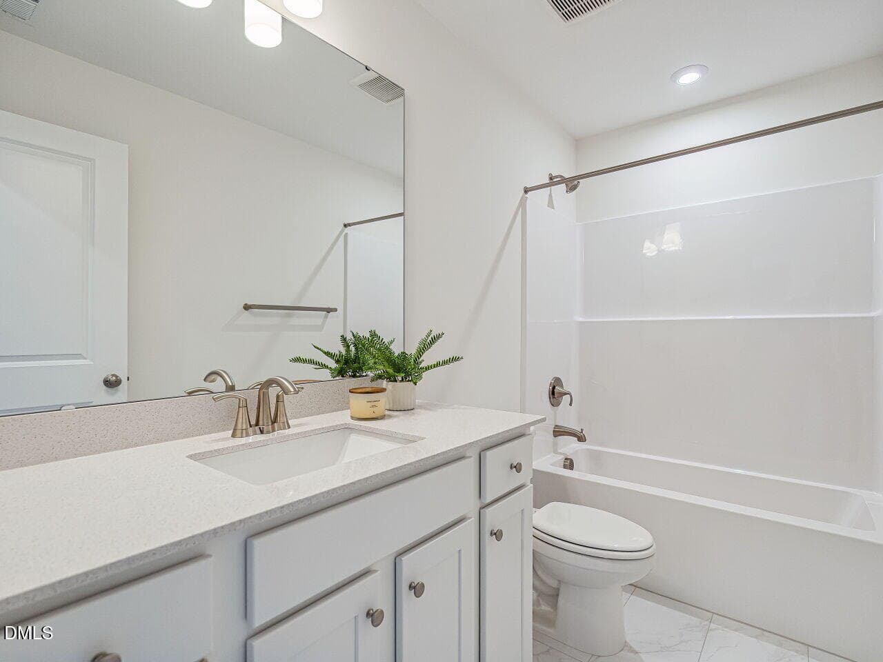 032-1280x960-bathroom - 64 Tranquility Way, Fuquay Varina, NC 27526