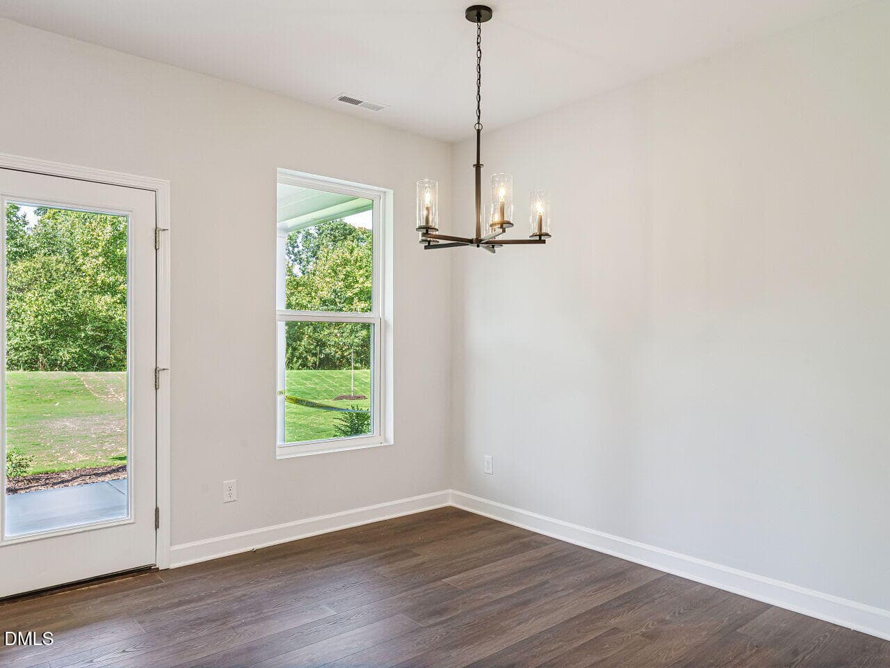 015-1280x960-dining-room - 87 Tranquility Way, Fuquay Varina, NC 27526
