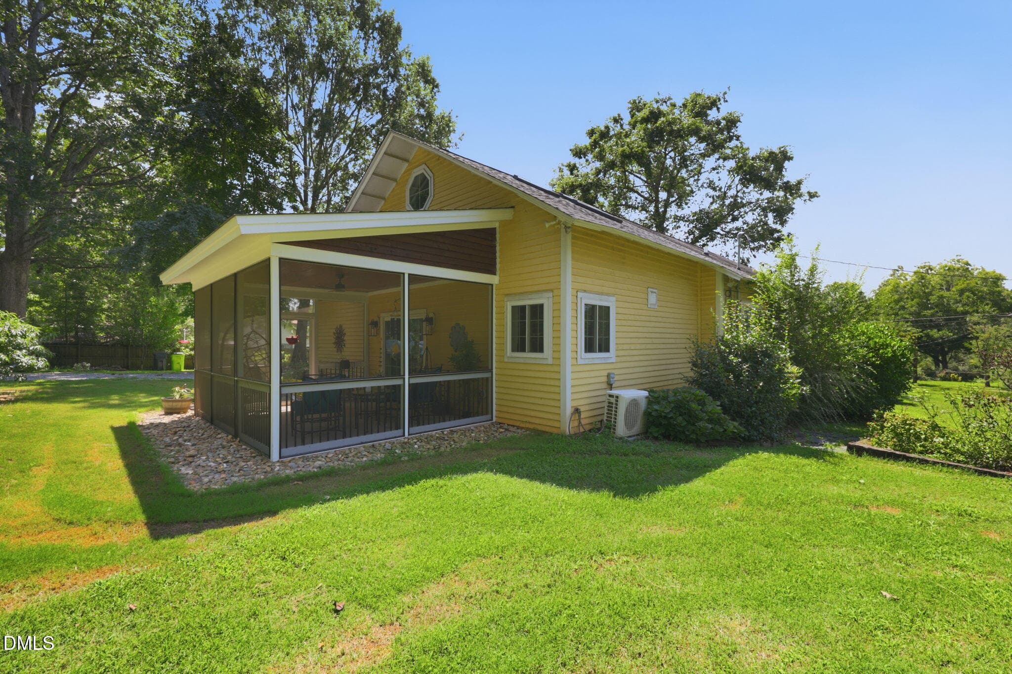 44-web-or-mls-IMG_3385 - 306 N Ninth Street, Mebane, NC 27302