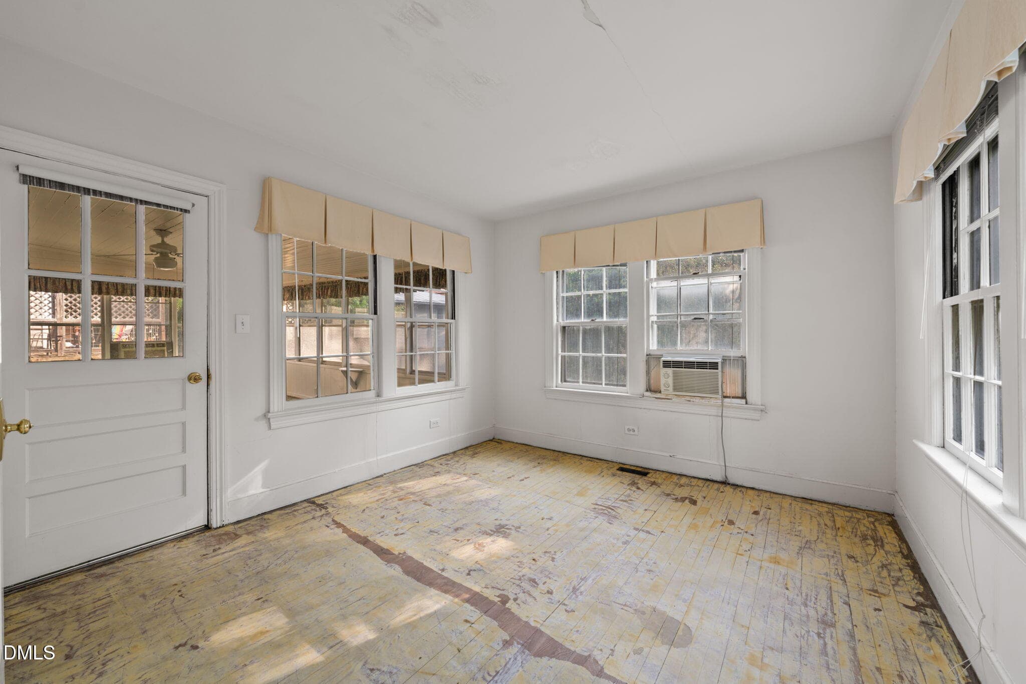 22-web-or-mls-untitled-18 - 1402 Norton Street, Durham, NC 27701