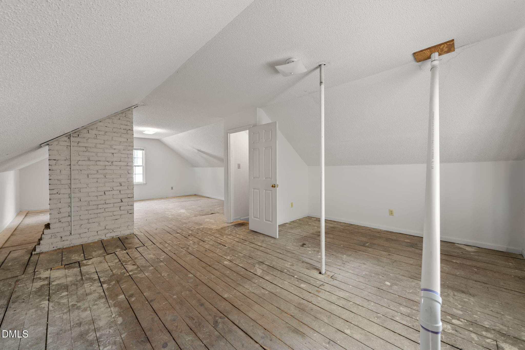 28-web-or-mls-untitled-24 - 1402 Norton Street, Durham, NC 27701