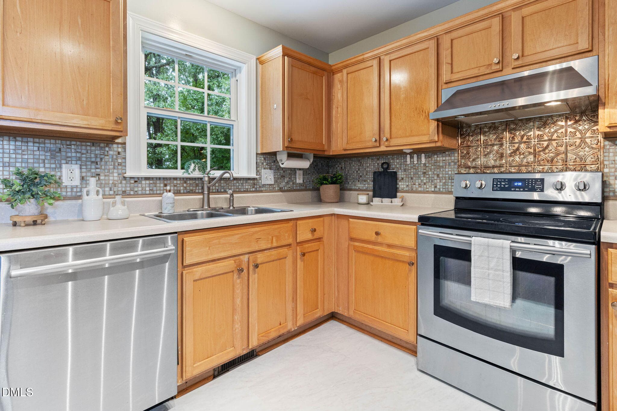 Kitchen - 1513 Solunar Court, Wake Forest, NC 27587
