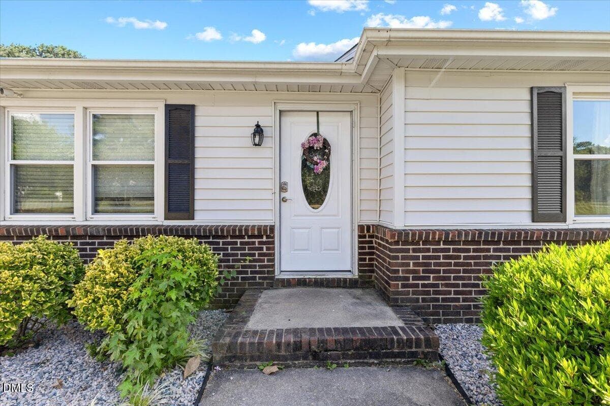 05-204 Barwick Way - 204 Barwick Way, Knightdale, NC 27545