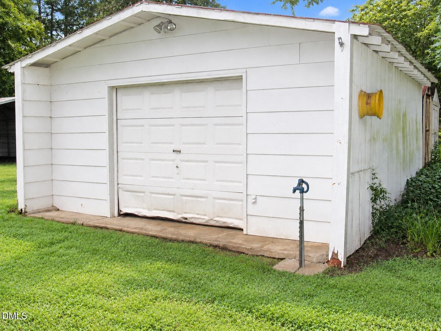 Garage - 2635 W Lyon Station Road, Creedmoor, NC 27522, Creedmoor