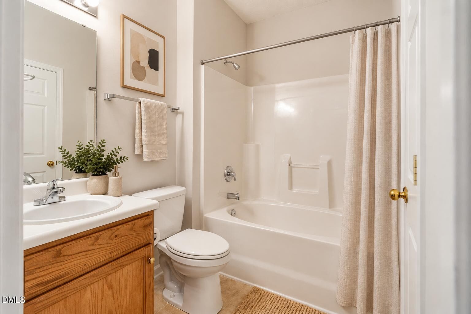 Guest Bathroom - 512 Auburn Square Drive, Durham, NC 27713