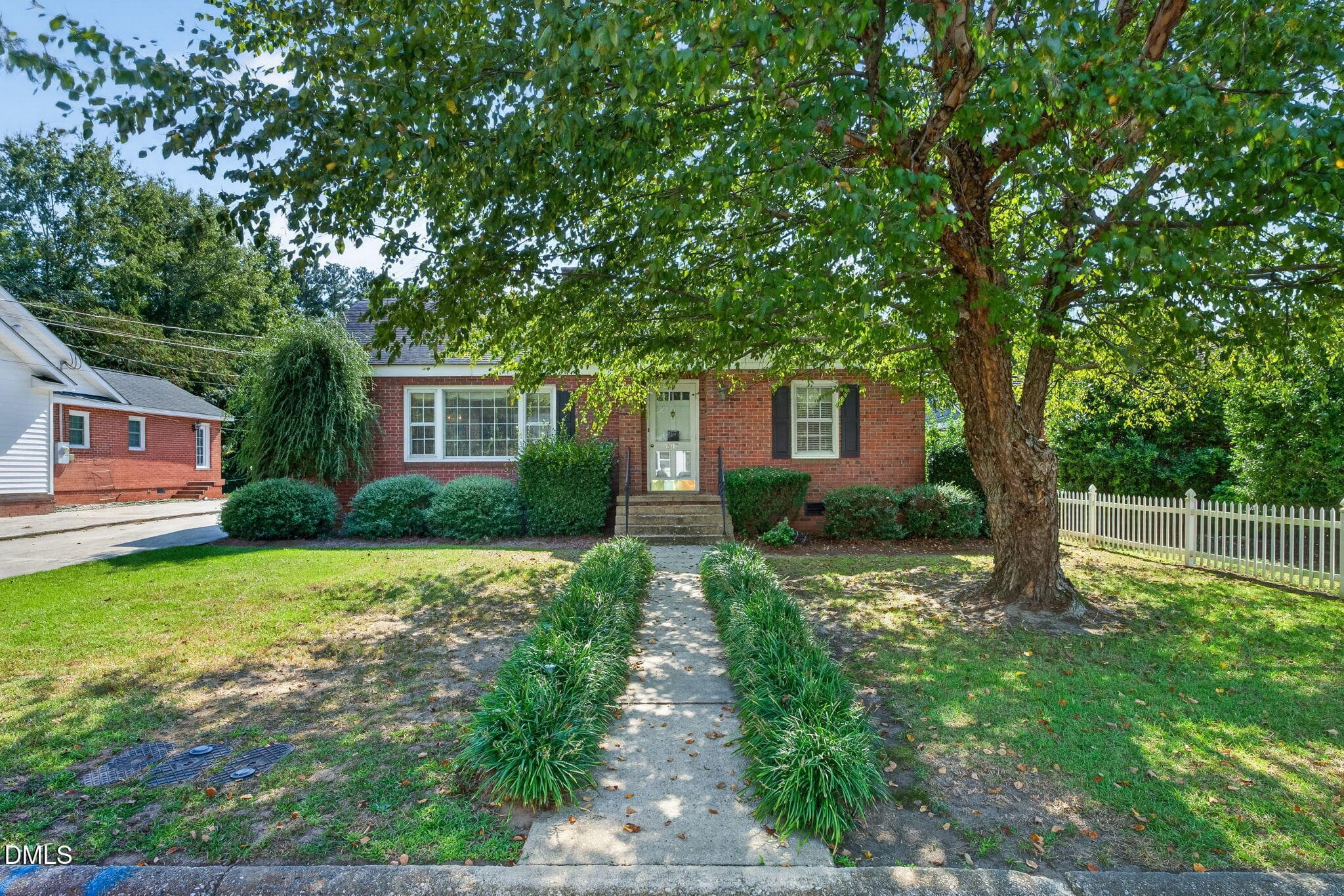 2-web-or-mls-DSC00433 - 807 W Carr Street, Dunn, NC 28334, Dunn