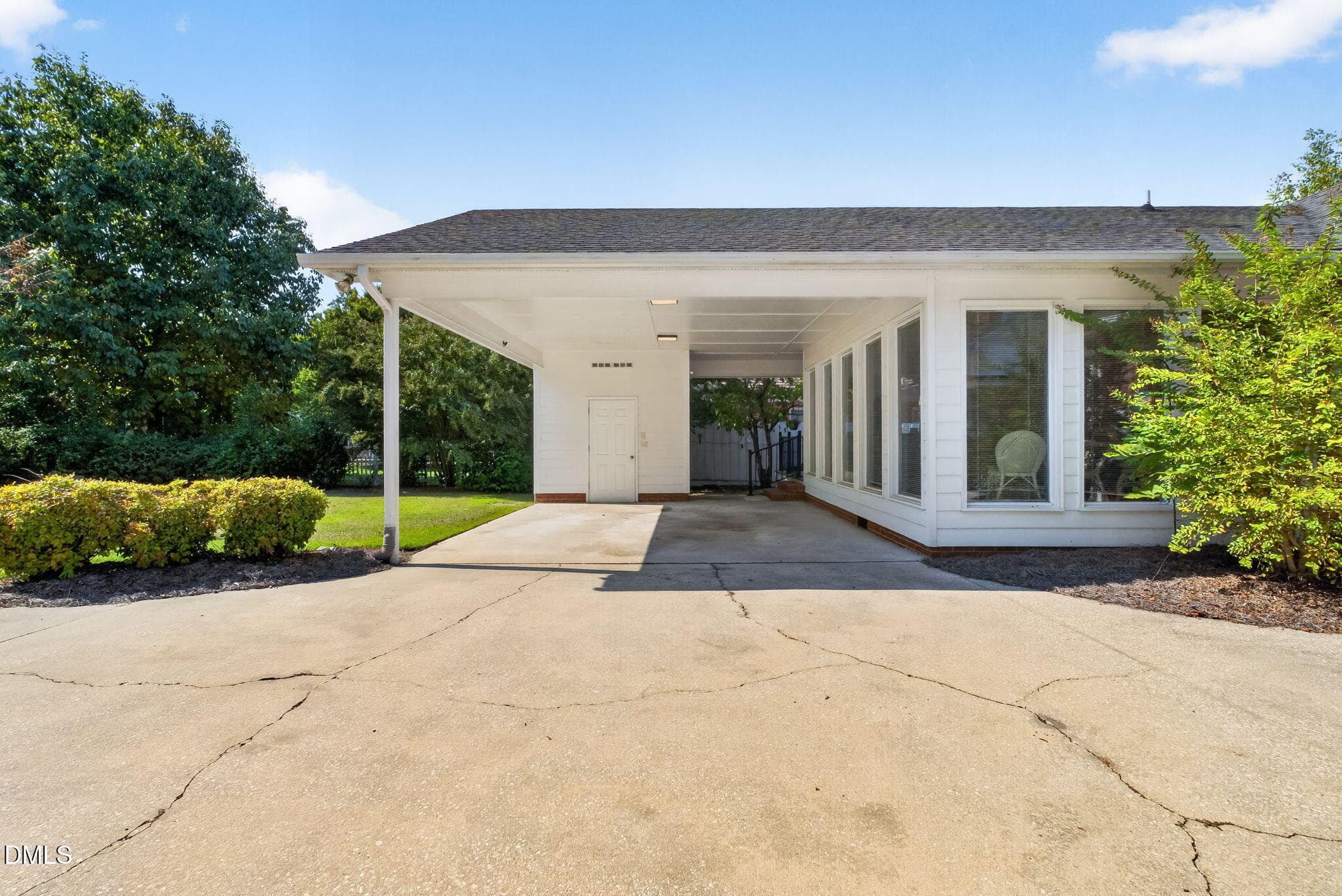 35-web-or-mls-DSC00403 - 807 W Carr Street, Dunn, NC 28334, Dunn