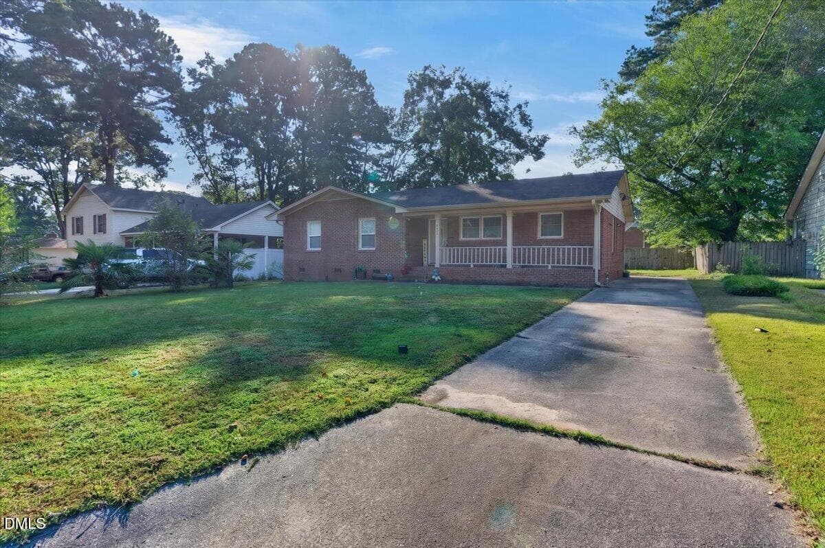 03-2611NottinghamRdNWWilson_003 - 2611 Nottingham Road NW, Wilson, NC 27896