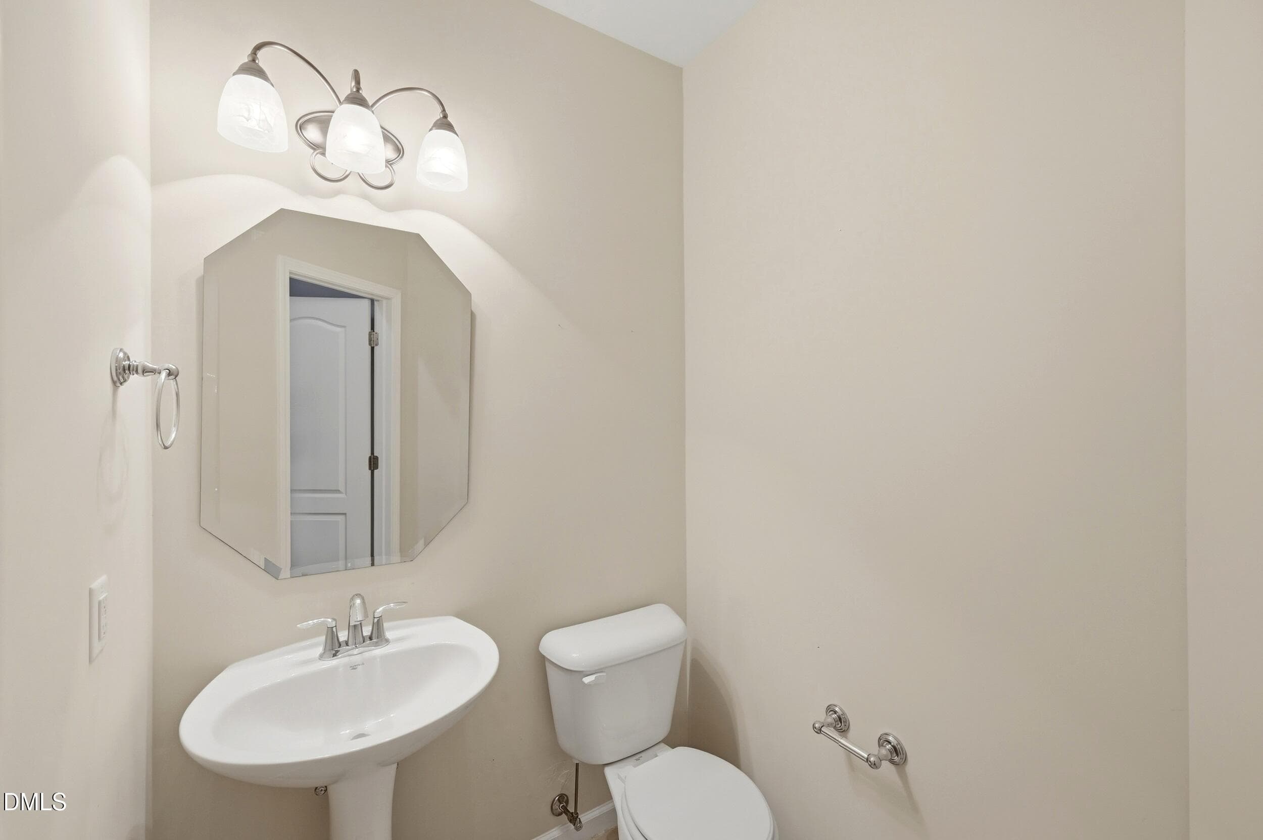 Bathroom - 8331 Primanti Boulevard, Raleigh, NC 27612