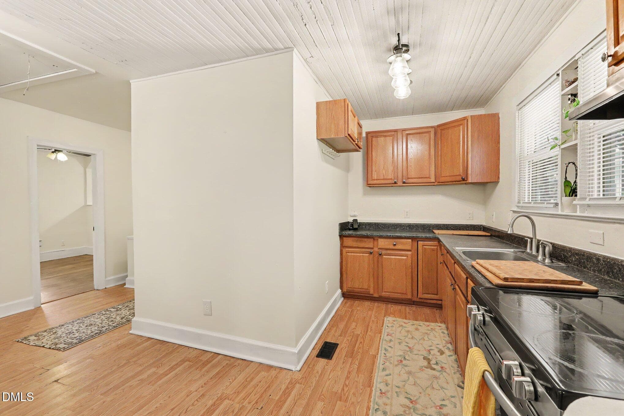 020_file_8353 - 431 Eugene Street, Durham, NC 27701